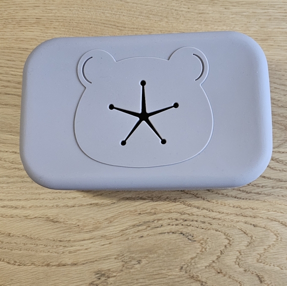 Silicone baby wipe holder - Picture 2 of 3